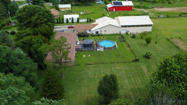 902 N Bickett Road, Xenia Twp, OH 45385