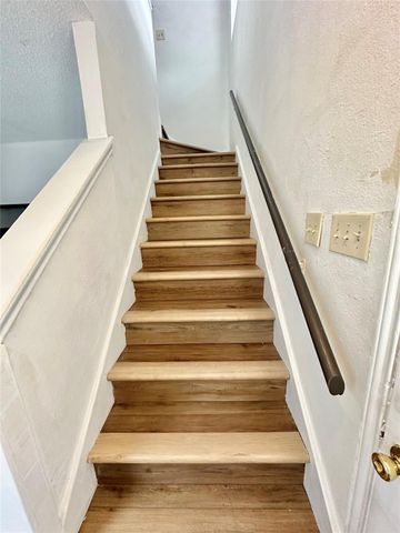 9103 Japonica CT A, Austin, TX 78748