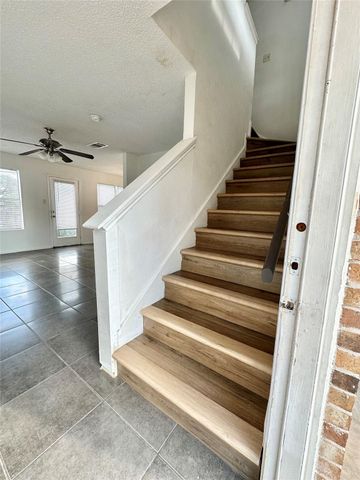 9103 Japonica CT A, Austin, TX 78748