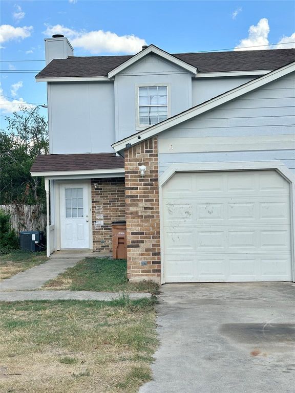 9103 Japonica CT A, Austin, TX 78748