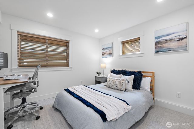 2708 1st Avenue W, Seattle, WA 98119