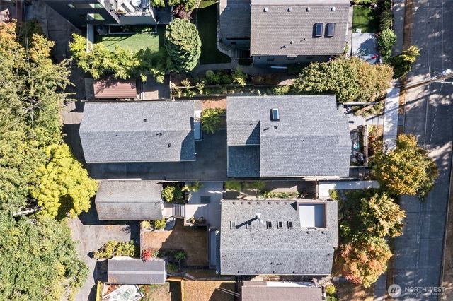 2708 1st Avenue W, Seattle, WA 98119