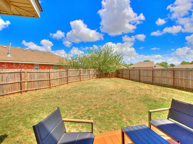 6108 Courtyards Court, Oklahoma City, OK 73149