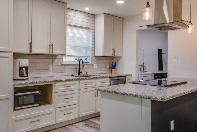 2212 Kevin Court, Irving, TX 75060