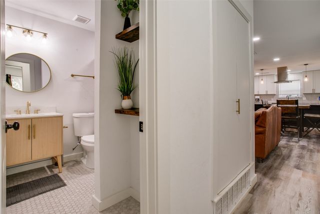 2212 Kevin Court, Irving, TX 75060