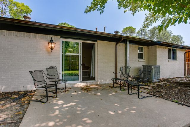 2212 Kevin Court, Irving, TX 75060