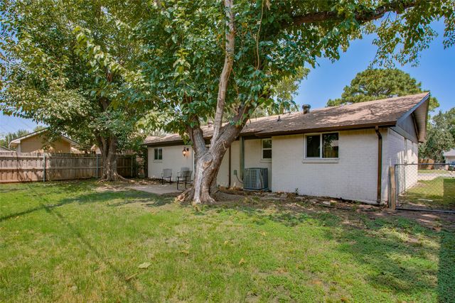 2212 Kevin Court, Irving, TX 75060