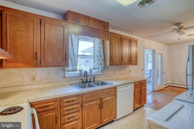 608 ADAMS DR, Milford, DE 19963