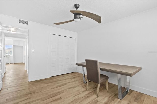 245 104TH AVENUE 5, Treasure Island, FL 33706