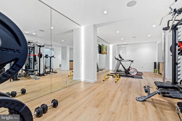 7216 DAVIS CT, Mclean, VA 22101
