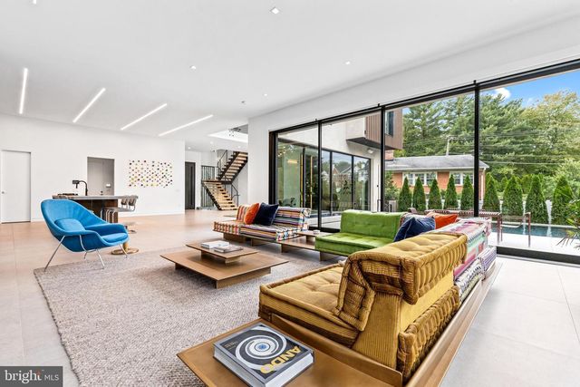 7216 DAVIS CT, Mclean, VA 22101