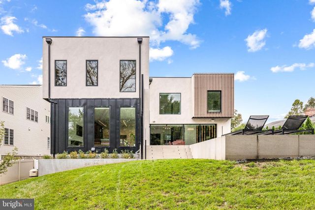 7216 DAVIS CT, Mclean, VA 22101