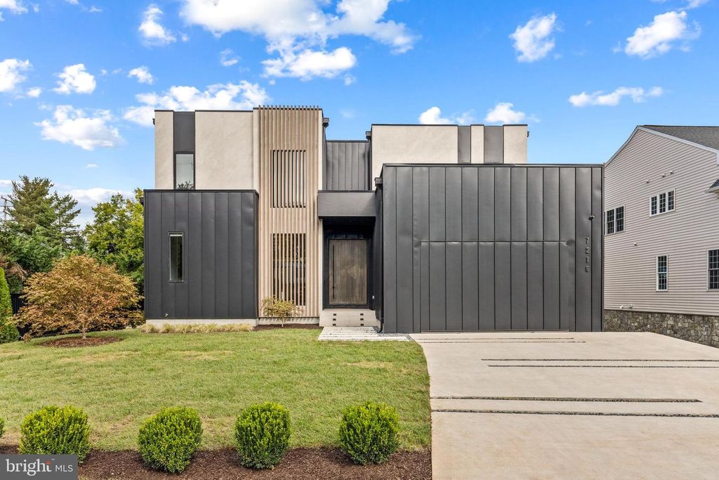 7216 DAVIS CT, Mclean, VA 22101