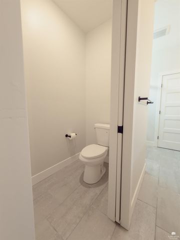 3924 Travers Circle, Manhattan, KS 66503