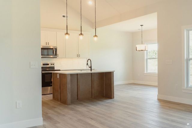 3924 Travers Circle, Manhattan, KS 66503