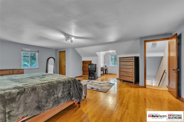 10300 Beaconsfield Street, Detroit, MI 48224