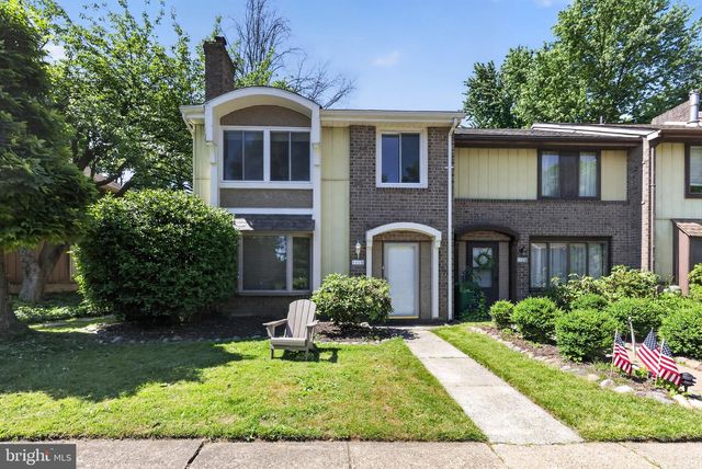 1116 BROMLEY CT, Bensalem, PA 19020