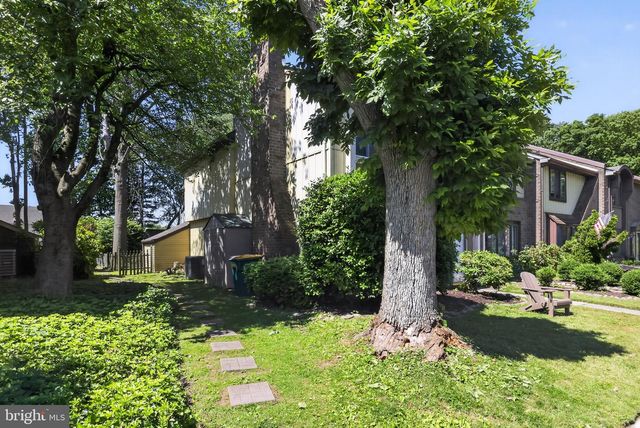1116 BROMLEY CT, Bensalem, PA 19020