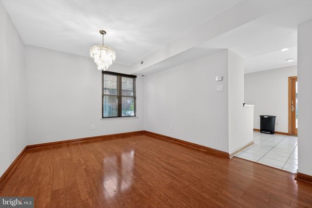 1116 BROMLEY CT, Bensalem, PA 19020