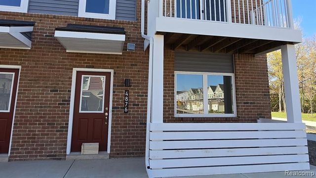 4876 Parkside Lane, Troy, MI 48085