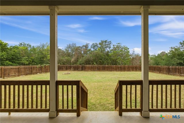 182 Waipahoehoe Drive, Bastrop, TX 78602