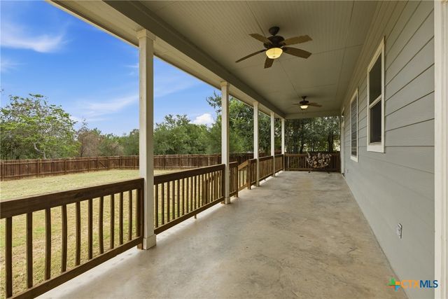 182 Waipahoehoe Drive, Bastrop, TX 78602