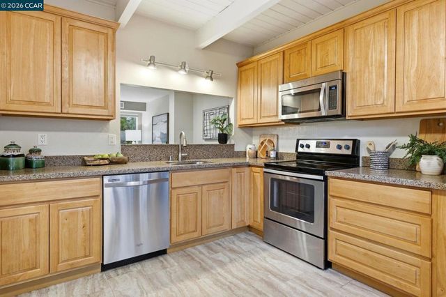 1589 1589 Ashwood Dr., Martinez, CA 94553