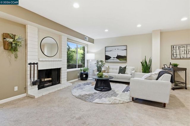 1589 1589 Ashwood Dr., Martinez, CA 94553