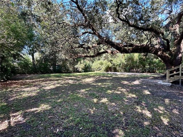 360 4th Avenue, Chickasaw, AL 36611