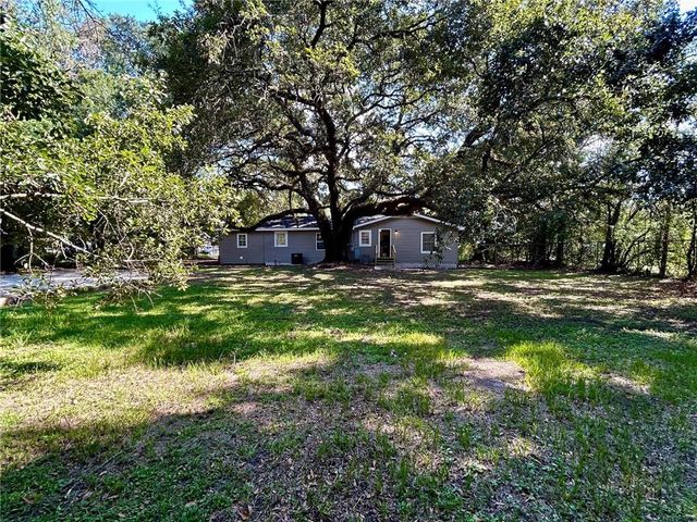 360 4th Avenue, Chickasaw, AL 36611