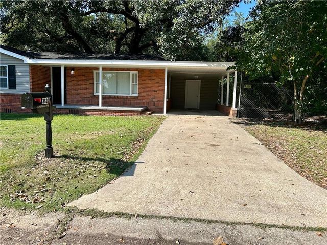 360 4th Avenue, Chickasaw, AL 36611