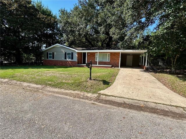 360 4th Avenue, Chickasaw, AL 36611