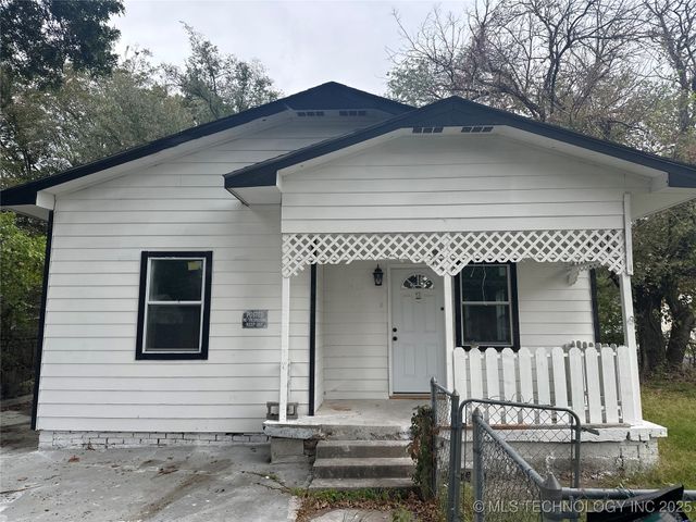 1402 Cherry Street, Muskogee, OK 74403