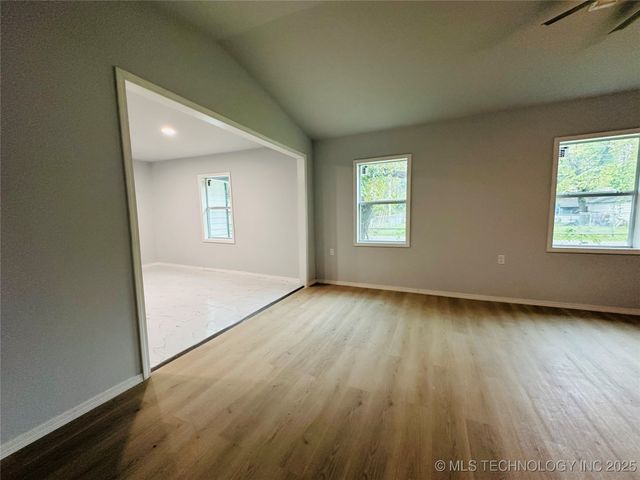 1402 Cherry Street, Muskogee, OK 74403