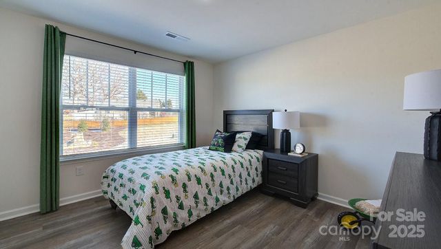 53 Cain Hollow Way, Asheville, NC 28806