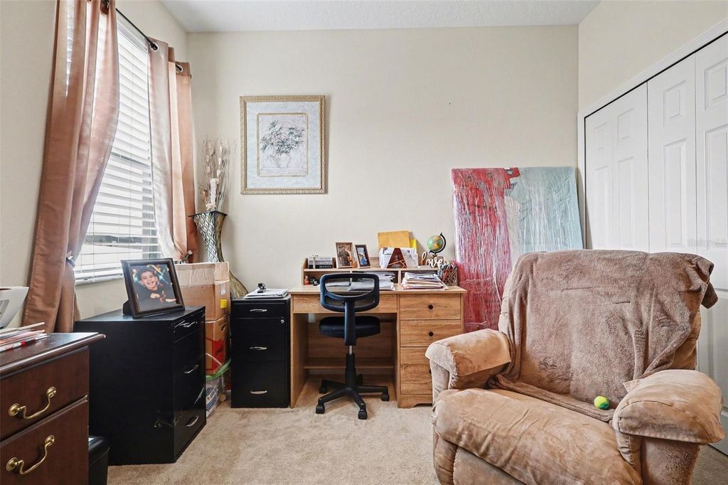 Image 15 of property listing at 324 JYOTI DRIVE, Davenport, FL 33837