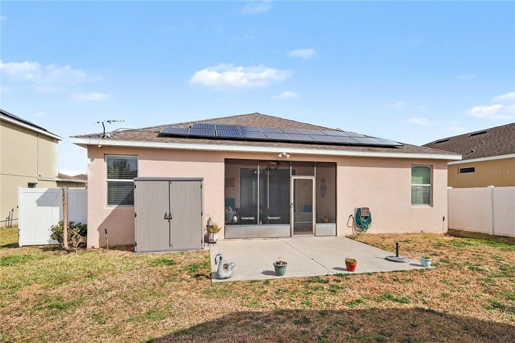 Image 17 of property listing at 324 JYOTI DRIVE, Davenport, FL 33837