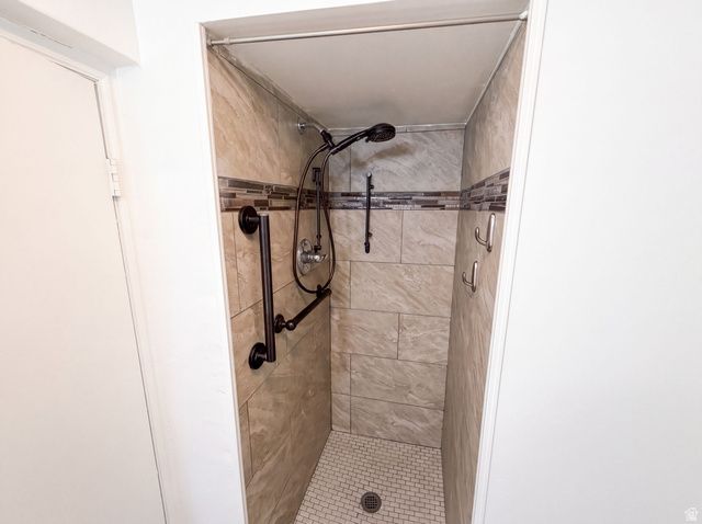 116 ROSS DR, Clearfield, UT 84015