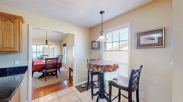 495 Shore Dr, Big Sandy, TN 38221