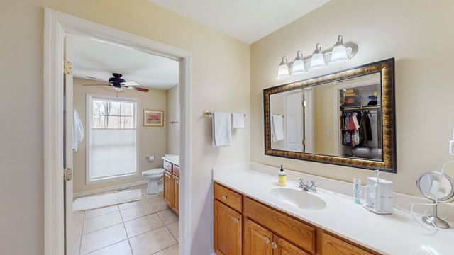 495 Shore Dr, Big Sandy, TN 38221