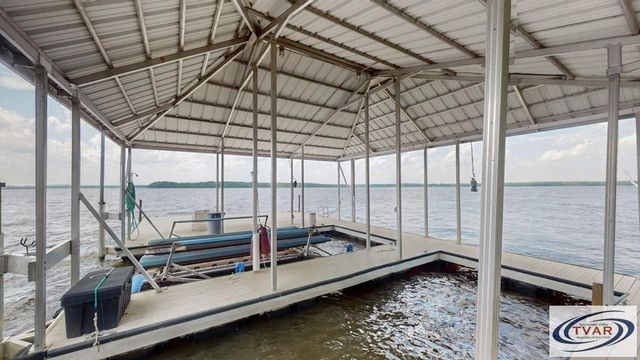 495 Shore Dr, Big Sandy, TN 38221