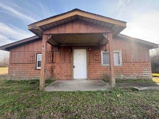 3657 Dillinger Rd Road, Carbondale, IL 62901