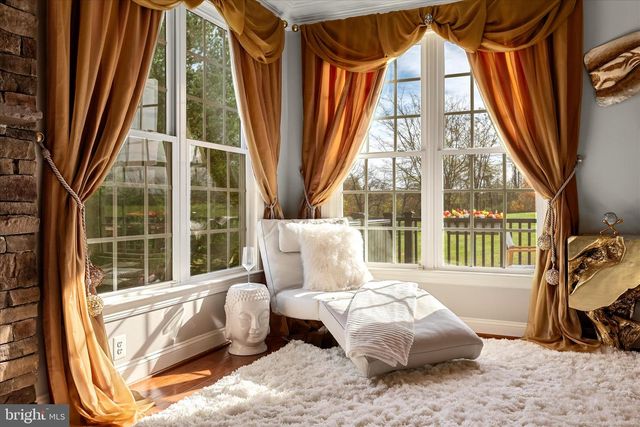 16070 SAINTE MARIE CT, Hamilton, VA 20158