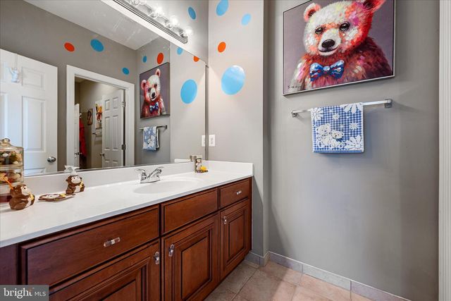 16070 SAINTE MARIE CT, Hamilton, VA 20158