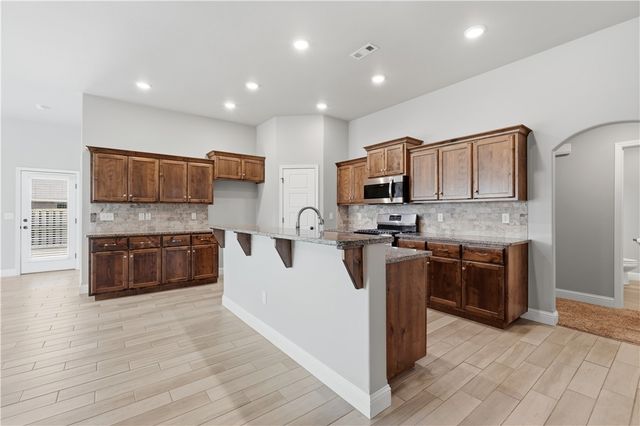 520 Arkansas Black, Centerton, AR 72712