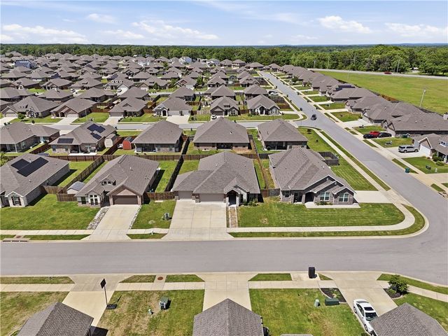 520 Arkansas Black, Centerton, AR 72712