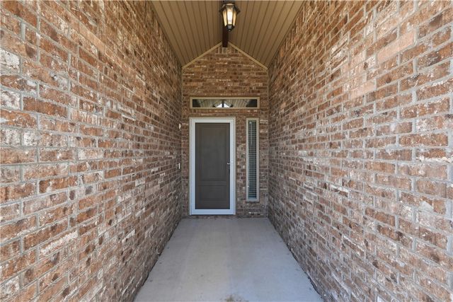 520 Arkansas Black, Centerton, AR 72712