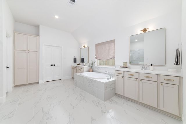 15208 Tree Swallow Court, Magnolia, TX 77354