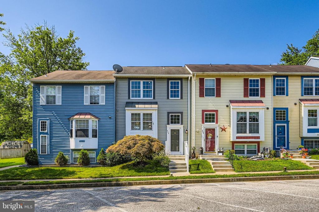 824 CENTURY ST, Hampstead, MD 21074