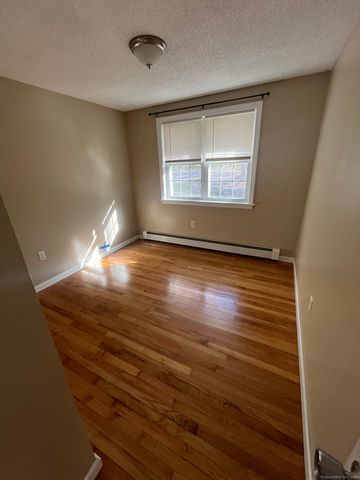 471 Goose Lane, Coventry, CT 06238